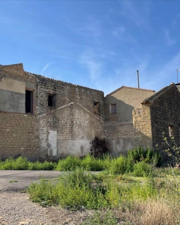 821f4e7e5bc101320cb05781c91ce77c