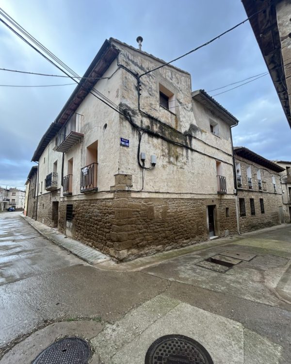 9231-CASTILISCAR-5-rotated