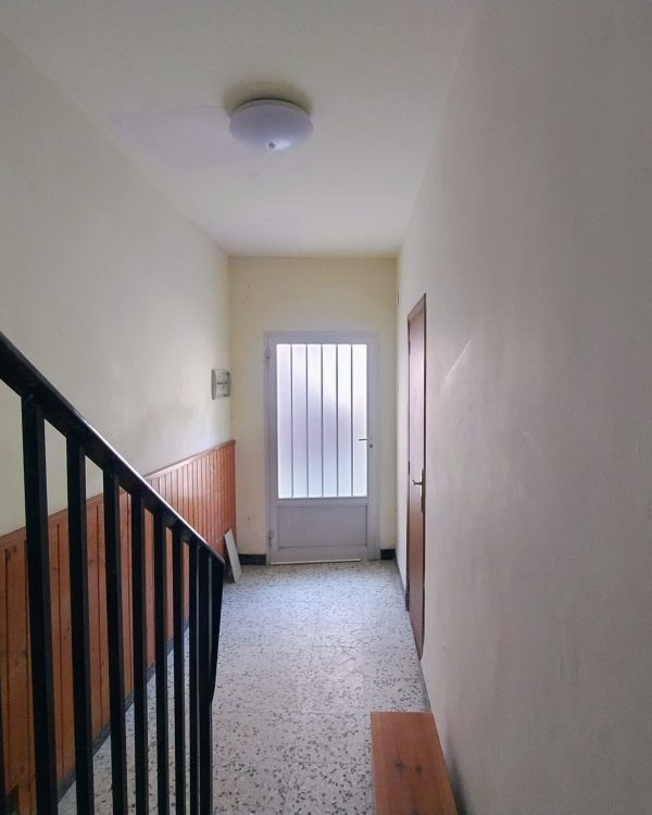 ENTRADA DESDE CALLE