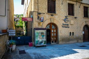 UNCASTILLO-23-300x200