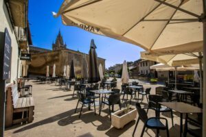 UNCASTILLO-26-300x200